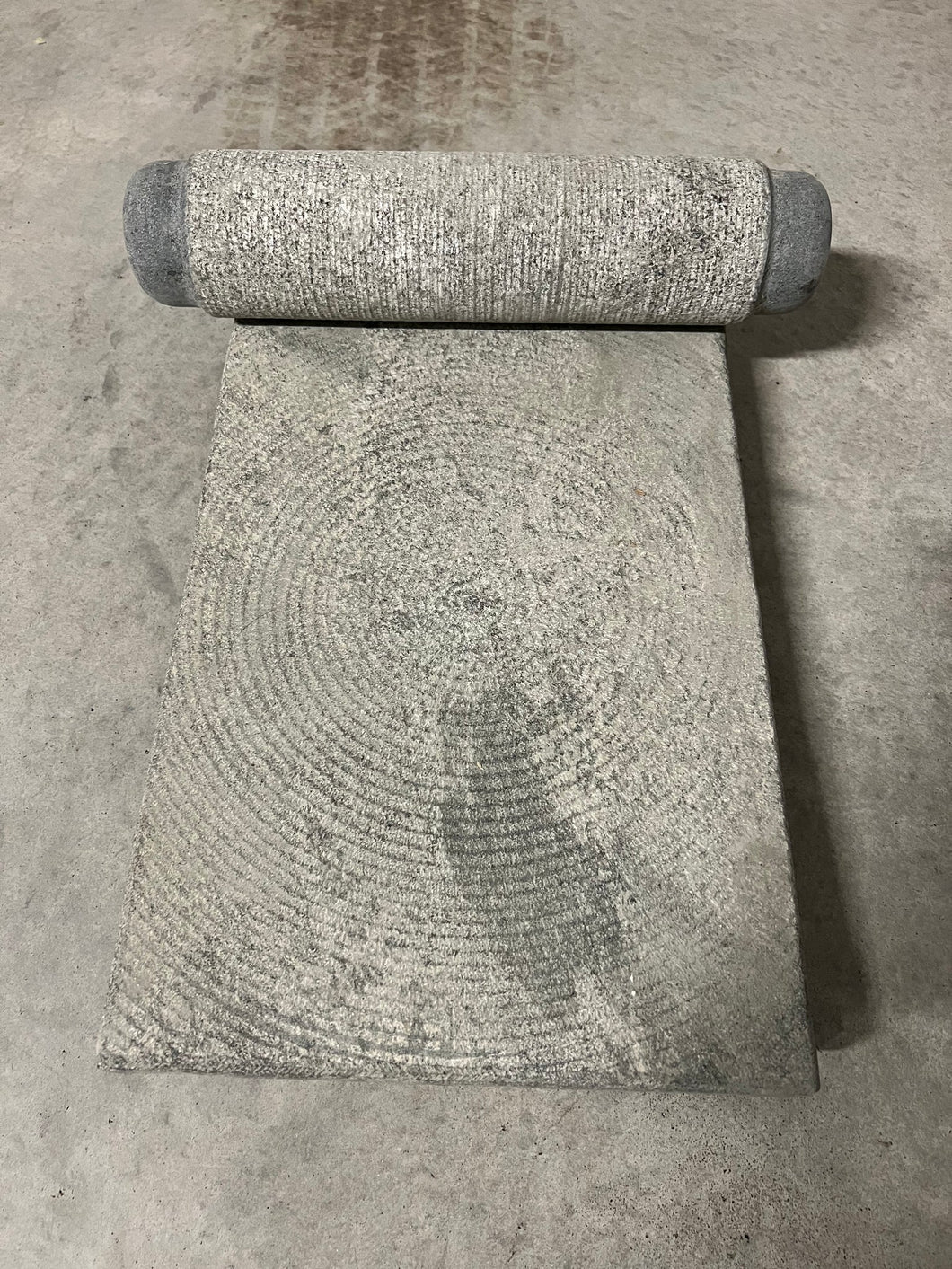 Indian Stone Grinder (Ammikallu) - 13 inch